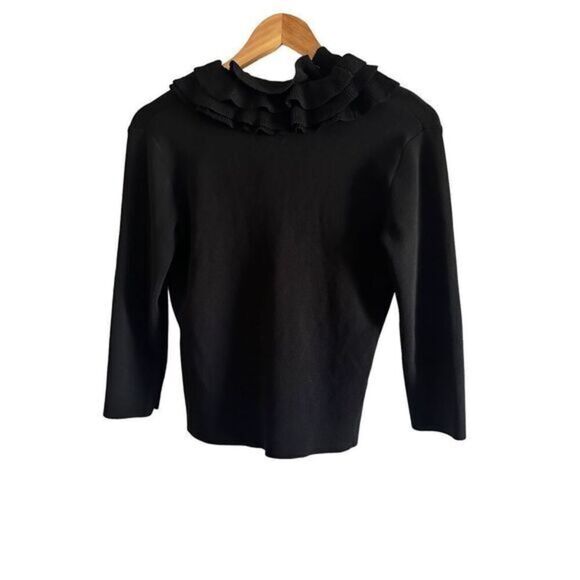 Michelle Nicole Ruffle V Neck Sweater Size Medium - Picture 2 of 4